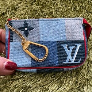 🔥SOLD!🔥Louis Vuitton Denim Key Pouch! 💖